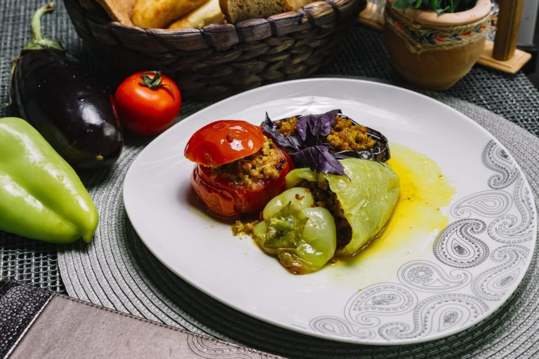 Poivrons et tomates farcis - Huile d'Olive Vierge Extra Grecque
